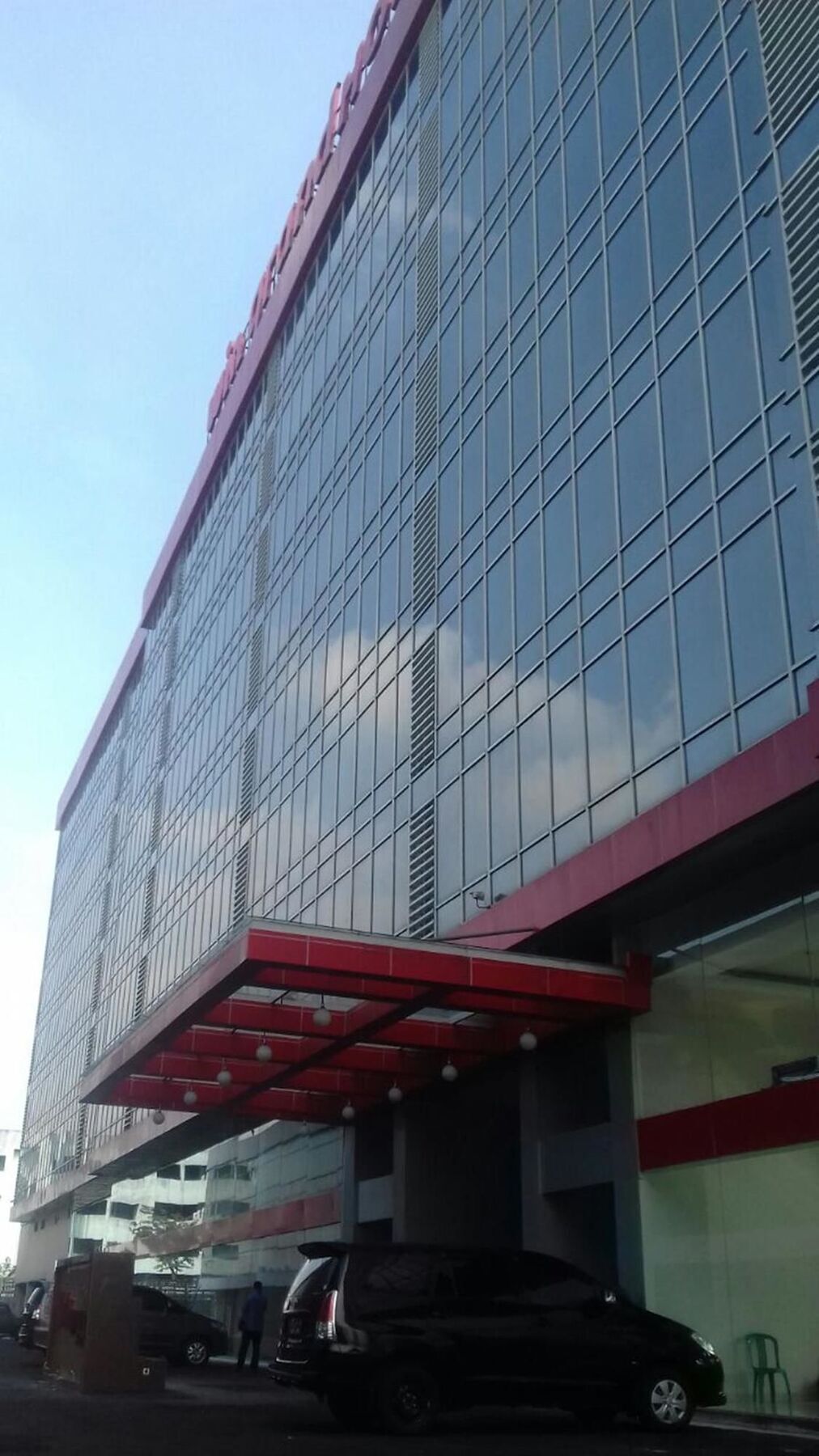 Win Grand Hotel Bekasi Buitenkant foto